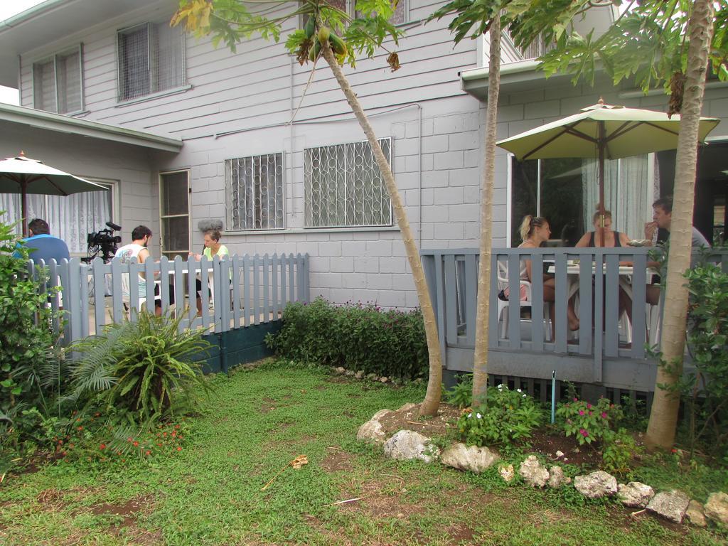 Dayspring Lodge นูคูอาโลฟา ภายนอก รูปภาพ