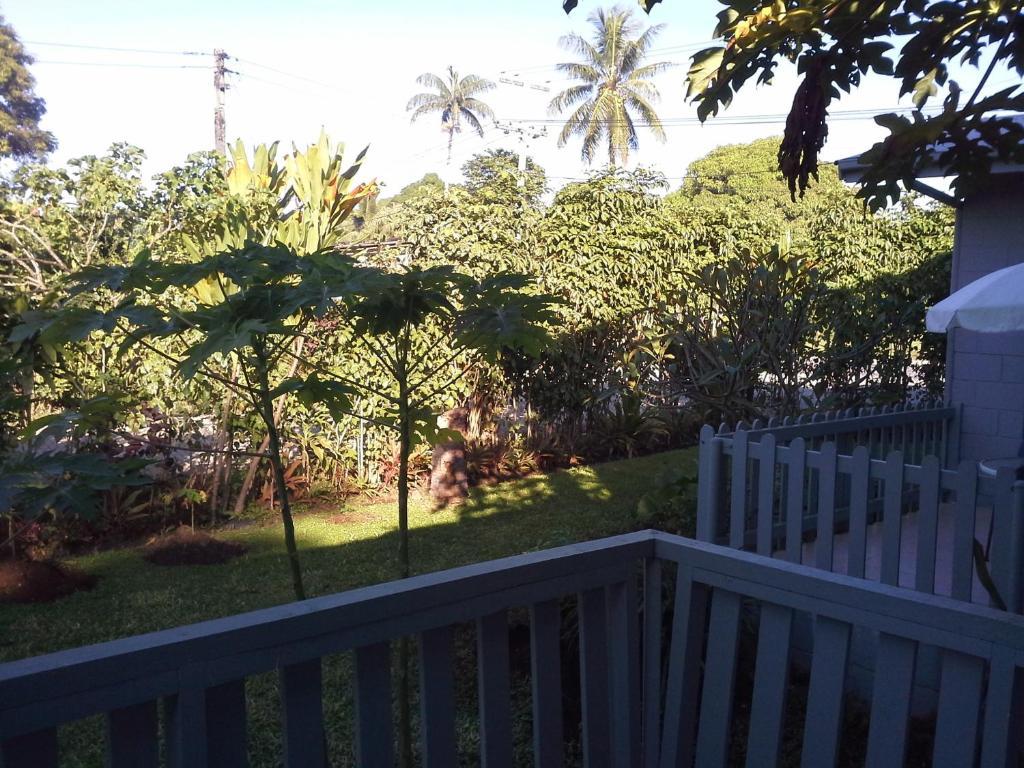 Dayspring Lodge นูคูอาโลฟา ภายนอก รูปภาพ